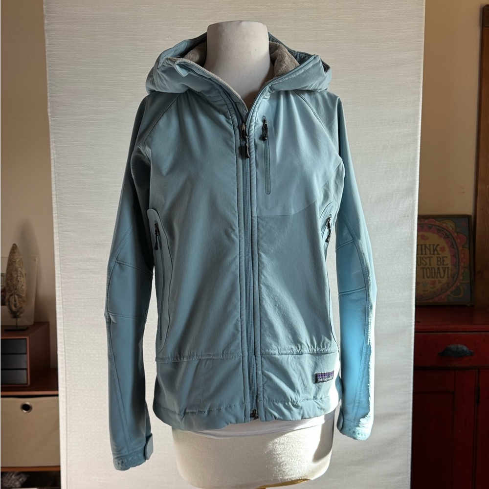 Patagonia Powder Blue Lightweight Hooded Ski Jacket
